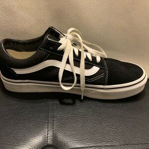 Vans unisex's size 8.5 women's new barley worn